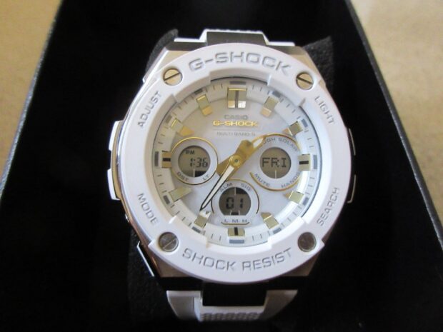 Gショック G-SHOCK Gスチール G-STEEL 電波タフソーラー ウォッチ GST-W300-7AJF