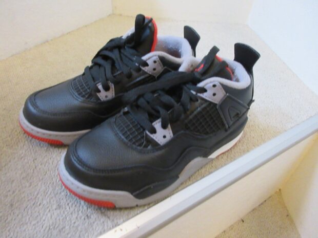 ナイキ　NIKE JORDAN 4 RETRO PS BQ7669 006 スニーカー　