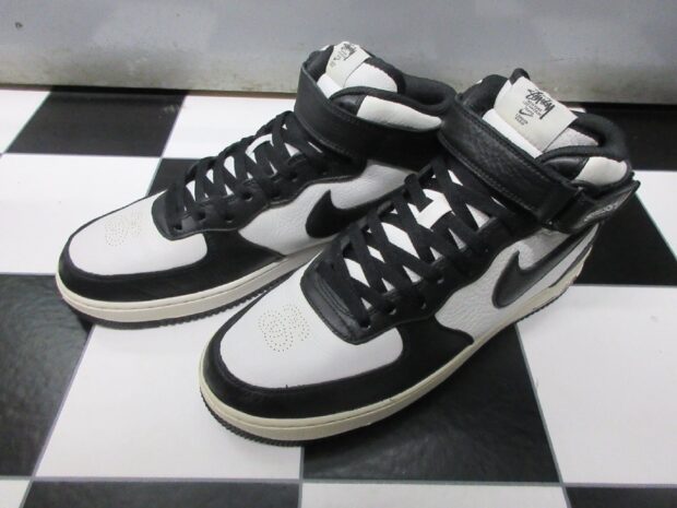 ナイキ NIKE ×STUSSY AIR FORCE1 DJ7840-002 スニーカー